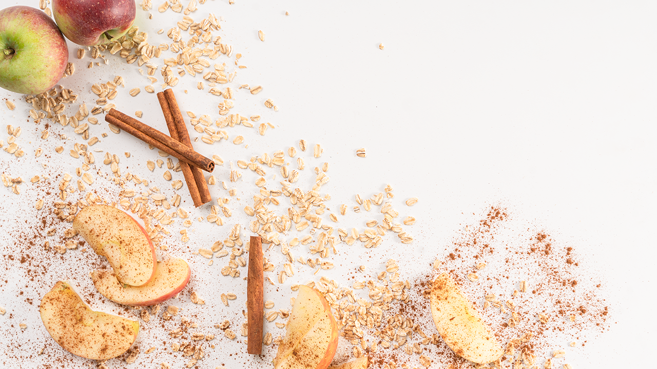 ShiftSetGo Apple Cinnamon Oatmeal ingredients spread across a table